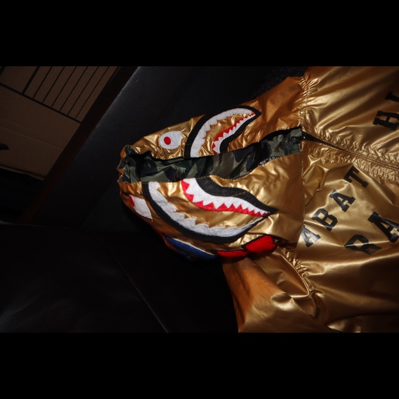 Bape hoodie - Picture 8 of 8